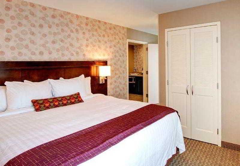 Courtyard Keene Downtown Quarto foto